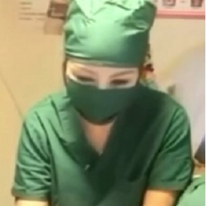 免费自行打包的手术室挑逗视频