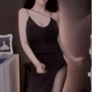 斗鱼七哥张琪格-最新大合集：露脸舞蹈视频，颜值身材一级棒